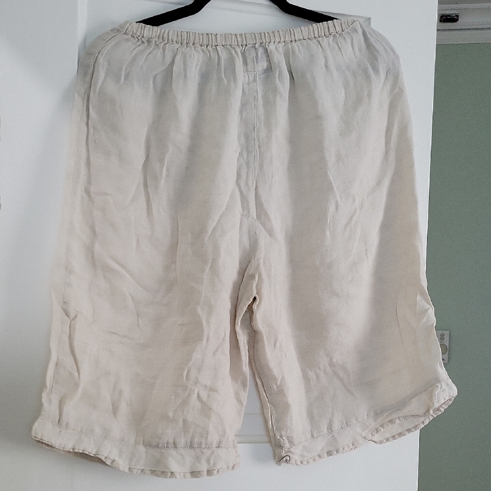 Flax Women's Cream Oatmeal Linen Bloomer Bermuda Shorts - M - Picture 3 of 4